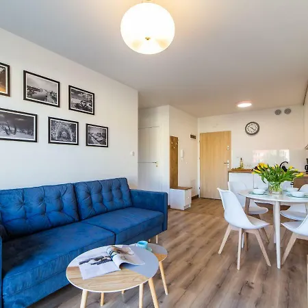 Nawigator W Kolobrzegu * 코워브제크